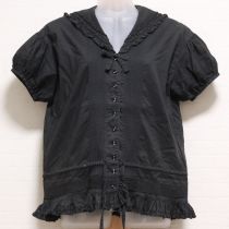 黒ピコフリルローンセーラーブラウス