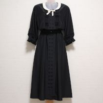 黒ダブルボタンポリワンピース