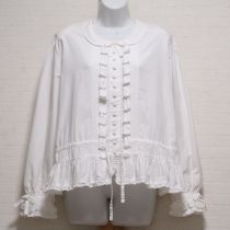 白ピコット使いブラウス
