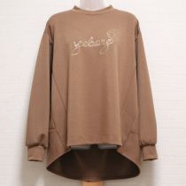 ベージュグラフィックpt.プルオーバー
