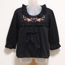 黒苺刺繍ローンブラウス