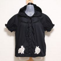 黒ホワイトラビット刺繍フード付きブラウス