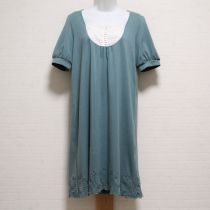 ブルーグレーカットワーク使いチュニックインナー付き
