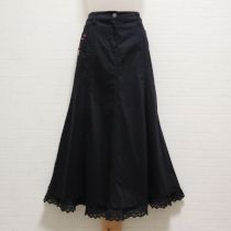 黒レース使いスイーツ刺繍スカート【M】