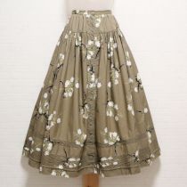 ベージュブーケプリントスカート