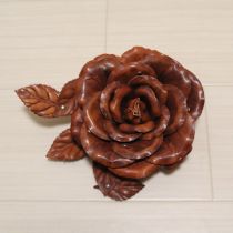 キャメル革スタッズ薔薇コサージュ
