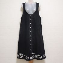 黒パッチ使いデニムジャンパースカート