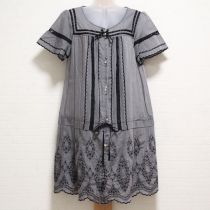 グレー系挟みレース&刺繍チュニックブラウス【13号】