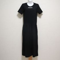 黒ロゴカットソーワンピース