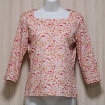 ピンク系小花プリントスクエアネック長Tシャツ【L】