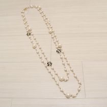 白系カメリア×パール2連ネックレス