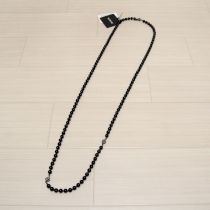 黒ストーン使いビーズネックレス