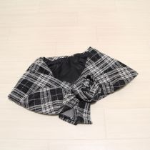 黒×白チェックケープコサージュ付き