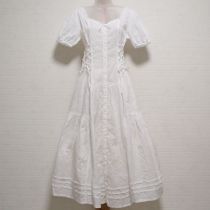 白刺繍入りレースアップワンピース