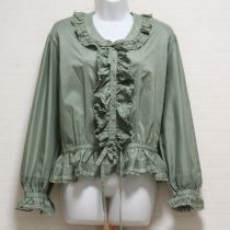 薄荷フリル使いローンペプラムブラウス