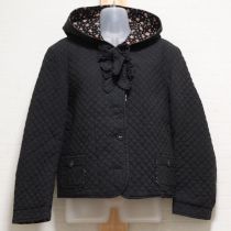 黒リボン付きキルティングジャケット