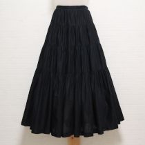 黒ローンレイヤースカート