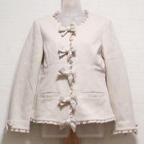 ベージュリボン付きジャケット