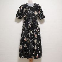 黒花柄パッチワークワンピース