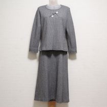 黒系チェックカメリア刺繍カットソー上下セット【M】