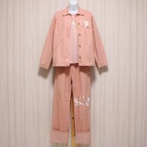 ピンクロゴネームTシャツ&デニム上下