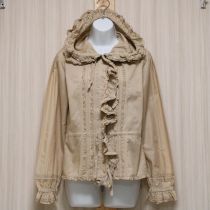 ベージュピコフリルフード付きローンオーバーブラウス