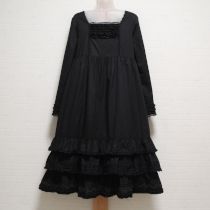 黒フランスレース使いローンワンピース