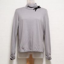 グレーリボンハイネックカットソー【9号】