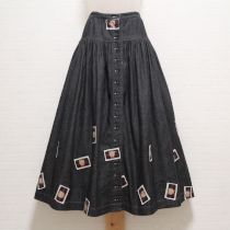 黒顔くまワッペンデニムスカート