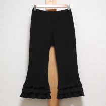 黒フリル使いレギンス