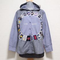 ブルー系オールスターワッペンフード付きブラウス