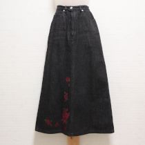 黒薔薇刺繍デニムスカート【M】