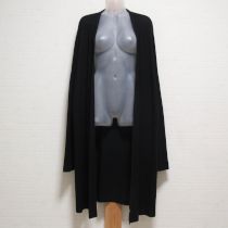 黒ロングカーディガン