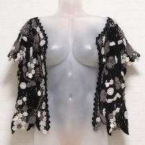 黒系花モチーフクロッシェカーディガン