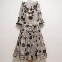 ベージュ千鳥フラワーptローンブラウス&スカート
