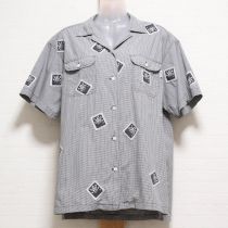 黒系白つめ草ネームオリチェブラウス