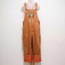 オレンジ系セーターくま刺繍オーバーオール
