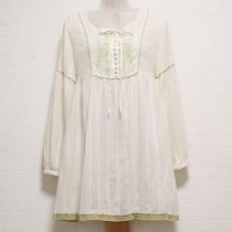 生成レースブレード使い花刺繍入りチュニック