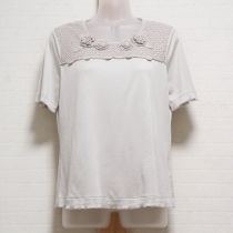 グレー花モチーフ付きカットソー【3(9号)】
