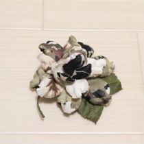 くちなし2WAYコサージュ