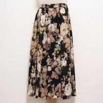 黒花柄ジョーゼットスカート
