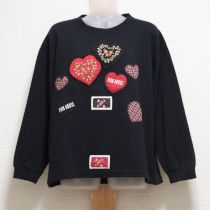 黒Rambling Hearts刺繍ハートパッチトレーナー
