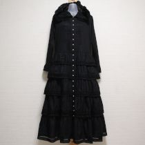 黒レース使いフード付きローン段々ワンピース